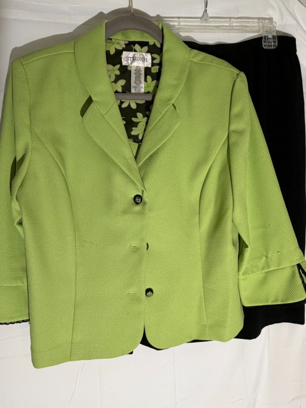 Womens Suit, Studio Brand, Size 16